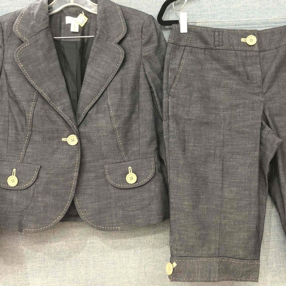 Loft Pristine Bermuda Petite Short Suit